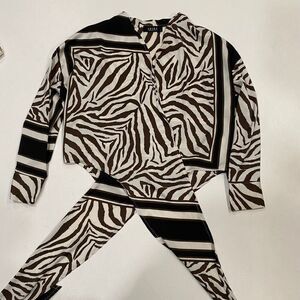AKIRA Zebra Print Satin Tie Front Blouse Top Size M Medium Long Sleeve